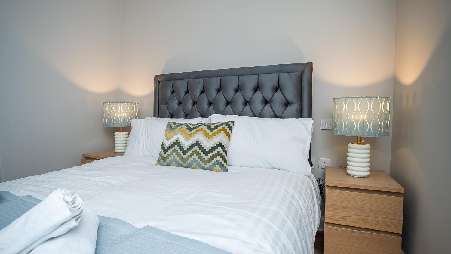 Queens Large 2 Bdr & 1 Bdr Apartments By Belfast City Breaks Extérieur photo