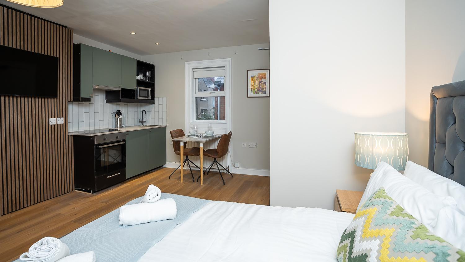 Queens Large 2 Bdr & 1 Bdr Apartments By Belfast City Breaks Extérieur photo
